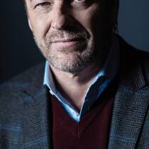Sean Bean.