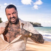 Als attraktiven Adonis nimmt sich Cosimo vor allem selber wahr. Hauptsache, ihm gefällt’s!