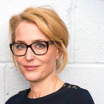 Star des Monats: Gillian Anderson.