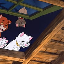 Die Aristocats: Berlioz, Marie, Toulouse und Duchess mit Streuner J.Thomas O Malley