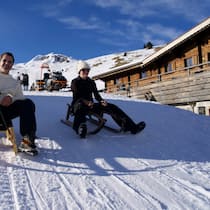 Rasant in Savognin GR: Andreas Caminada und Karoline Herfurth.