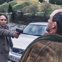 Verzweifelt und rasend vor Wut: Blum (Anna Maria Mühe) weiss sich nur mit Gewalt zu helfen.