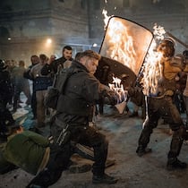 Feuer! Action! Tyler Rake! Chris Hemsworth lässt es in «Extraction 2» wieder mächtig krachen.