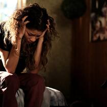 Süchtig nach Drogen, depressiv, destruktiv: Rue (Zendaya).
