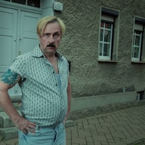 «Was guckt Ihr so, Ihr hässlichen Blockflöten?» – Bjarne Mädel als Buba.