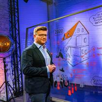 Via Podcast ins TV: Philipp Fleiter zeigt Deutschlands spektakulärste Kriminalfälle.
