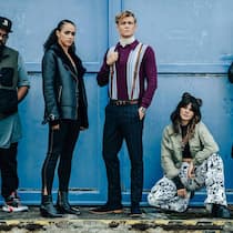 Gaunerquintett (v. l.): Rolph (Guz Khan), Gwendoline, Ludwig Dieter, Korina und Brad Cage (Stuart Martin).