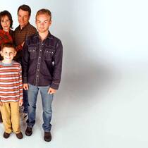 Nix zu lachen: Der superkluge Malcolm (Frankie Muniz, 2. v. l.) mit seiner chaotischen Familie.
