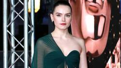 Schwindelfreiheit dringend erforderlich: Daisy Ridley.
