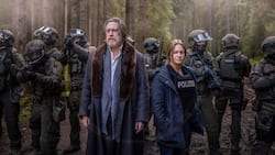 Winter ermittelt neuerdings im Sommer: Nicholas Ofczarek und Julia Jentsch.