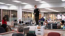 Mimt den Chef im «Office»-Spinoff: Domhnall Gleeson in «The Paper».