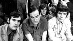 Gag-Genies anno 1969 (v. l.): Terry Jones, Graham Chapman mit Pfeife, John Cleese, Eric Idle, Terry Gilliam und Michael Palin.
