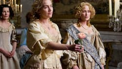 Kate Winslet als Sabine de Barra, die Gärtnerin von Versailles, im gleichnamigen Film.