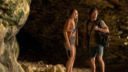 Stets auf der Flucht: Sarah (Madelyn Cline) und John B. (Chase Stokes).