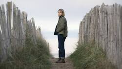 Die schottische Polizistin Karen Pirie (Lauren Lyle) weiss sich zu behaupten.