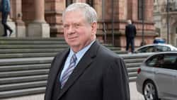 Hält sich mit 75 für nicht mehr glaubwürdig in der Rolle des Staatsanwalts: Rainer Hunold.