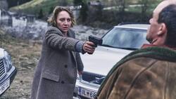 Verzweifelt und rasend vor Wut: Blum (Anna Maria Mühe) weiss sich nur mit Gewalt zu helfen.