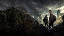 Joel (Pedro Pascal) schmuggelt Ellie (Bella Ramsey) durchs zerstörte Land.