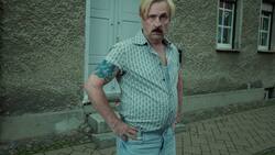 Buba (Bjarne Mädel), der schmierige Dealer aus «HTSDO(F)», kriegt seinen eigenen Spielfilm.