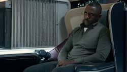 Der Unterhändler Sam Nelson (Idris Elba) versucht in «Hijack», ein Flugeug wieder heil auf den Boden zu bringen.