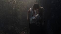 Amour fou: Catherine (Margot Robbie) und Heathcliff (Jacob Elordi).