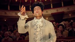 Zwischen Genie und Wahnsinn: Mozart (Will Sharpe) bricht das höfische System.