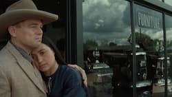 Ernest (Leonardo DiCaprio) hat es auf das Geld von Ureinwohnerin Mollie (Lily Gladstone) abgesehen.