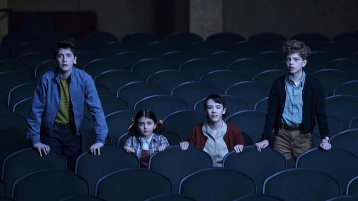 Wir nehmen euch mit in die vorderste Reihe. Hier zur Spinoff-Serie von «Es».