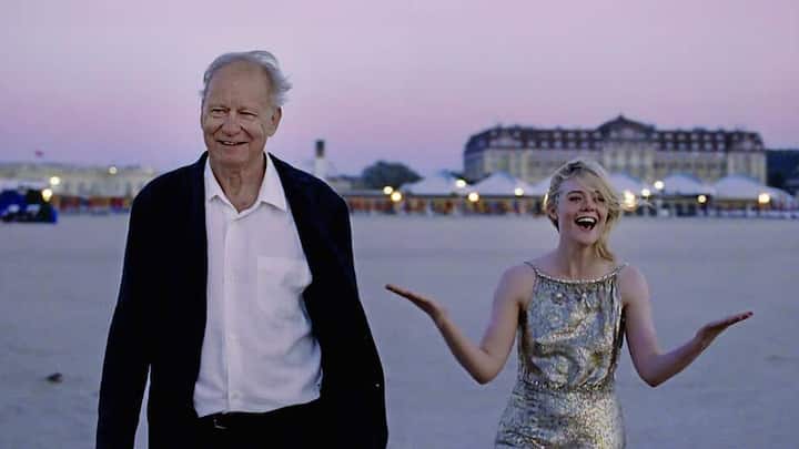 Kino – «Sentimental Value»: Regisseur Gustav (Stellan Skarsgård) mit Hollywoodstar Rachel (Elle Fanning).