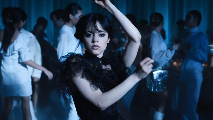 Ob Wednesday (Jenna Ortega) ihren legendären Tanz in Season 2 wiederholt?