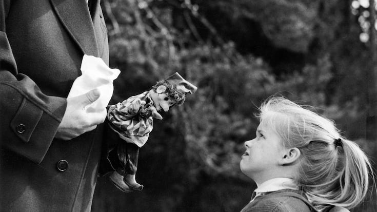 (EingeschrÃ¤nkte Rechte fÃ¼r bestimmte redaktionelle Kunden in Deutschland. Limited rights for specific editorial clients in Germany.) Froebe, Gert - Actor, Germany - *25.02.1913-05.09.1988+ Scene from the movie 'Es geschah am hellichten Tag' Directed by: Ladislao Vajda Germany / Spain / Switzerland 1958 Vintage property of ullstein bild (Photo by ullstein bild/ullstein bild via Getty Images)