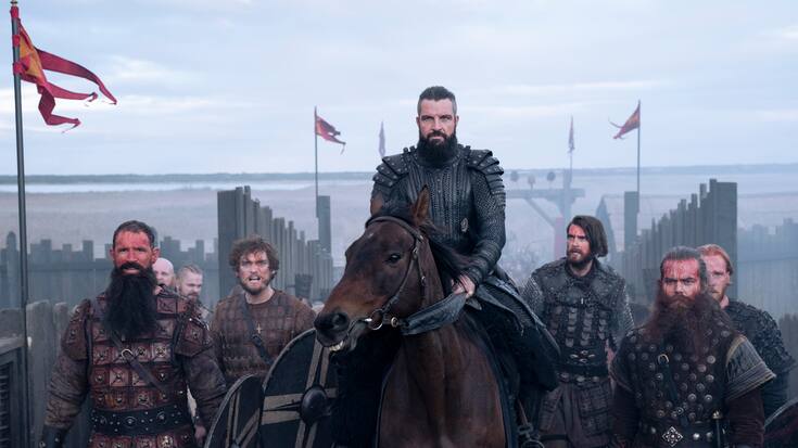 Vikings: Valhalla. (L to R) Bradley Freegard as Canute in episode 104 of Vikings: Valhalla. Cr. Bernard Walsh/Netflix Â© 2021