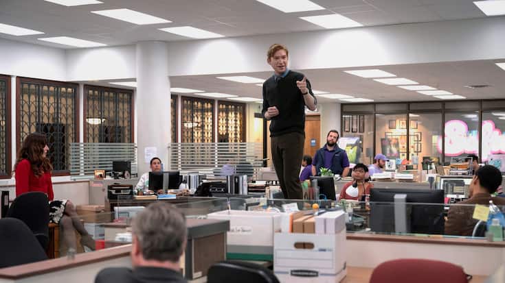 Mimt den Chef im «Office»-Spinoff: Domnhall Gleeson in «The Paper».