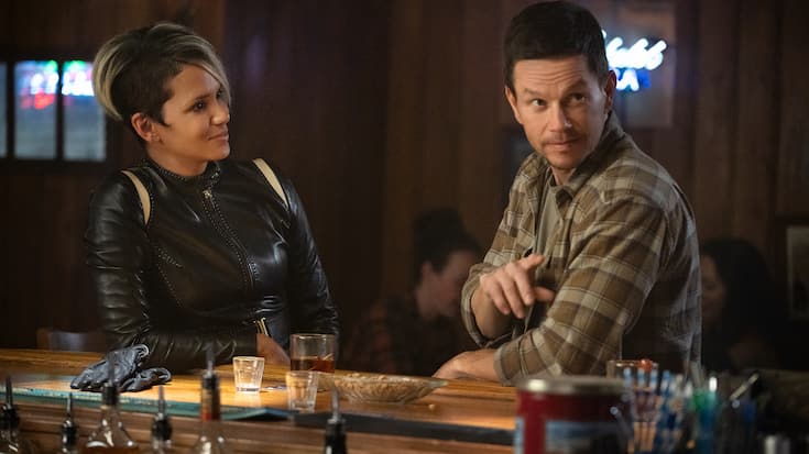 Agent auf Crashkurs: Mike (Mark Wahlberg) mit Roxanne (Halle Berry).
