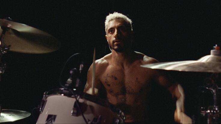 RELEASE DATE: December 4, 2020 TITLE: Sound of Metal STUDIO: DIRECTOR: Darius Marder PLOT: A heavy-metal drummer s life is thrown into freefall when he begins to lose his hearing. STARRING: RIZ AHMED as Ruben. USA PUBLICATIONxINxGERxSUIxAUTxONLY - ZUMAl90_ 20201122_sha_l90_716 Copyright: xAmazonxStudiosx 