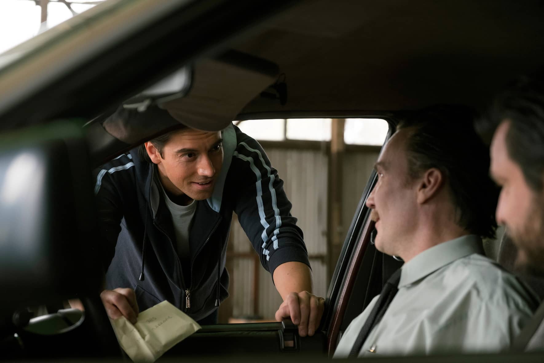 Freund oder Feind? John Ibrahim (Lincoln Younes, l.) muss sich in «Last King of the Cross» mit korrupten Cops rumschlagen. 