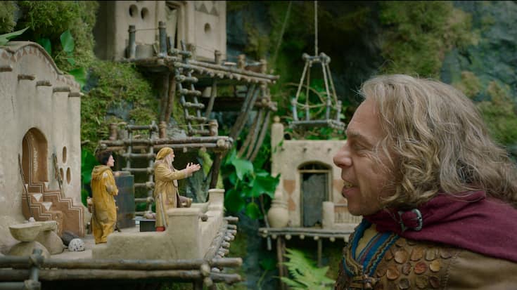 (L-R): Ganush (Amalia Vitale), Rool (Kevin Pollak) and Willow Ufgood (Warwick Davis) in Lucasfilm's WILLOW exclusively on Disney+. Â©2022 Lucasfilm Ltd. & TM. All Rights Reserved.