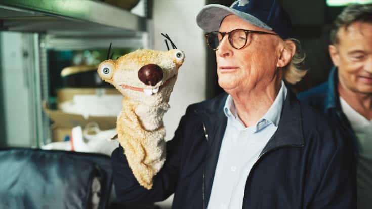 Sid ihr alle da? Otto und sein Maskottchen aus der Filmreihe «Ice Age».n 