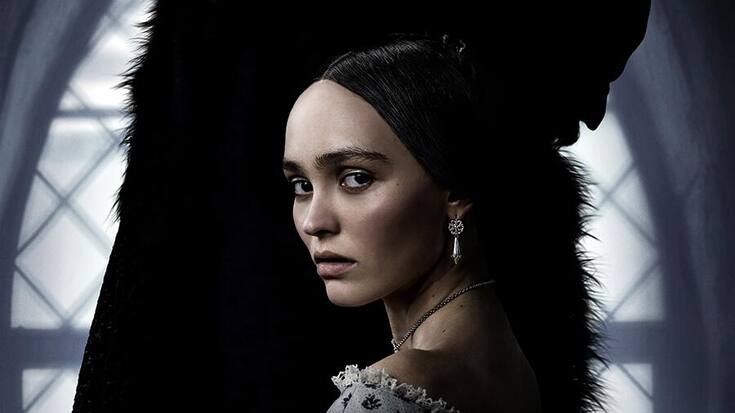 Graf Orlok hat ein Auge auf Ellens (Lily-Rose Depp) Hals geworfen.