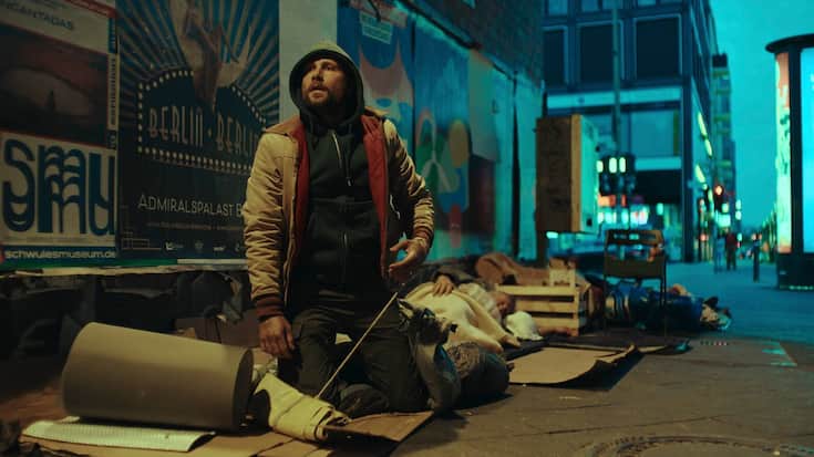 Max Riemelt als Mike Atlas in «Schlafende Hunde».