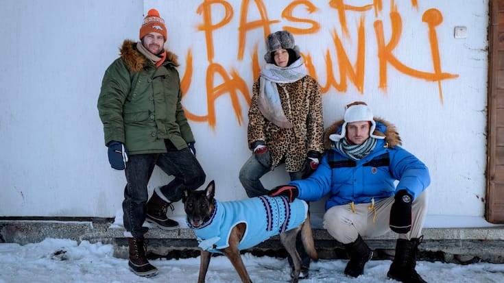 «Funeral for a Dog» (Sky Show)