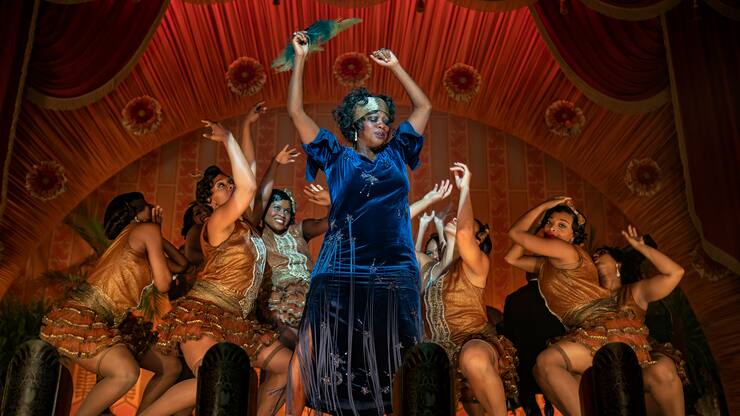 Ma Rainey's Black Bottom (2020): Viola Davis as Ma Rainey. Cr. David Lee / Netflix