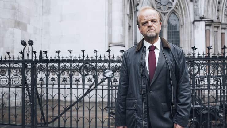 Filialleiter Alan Bates (Toby Jones) sagt der britischen Post zu Recht den Kampf an.