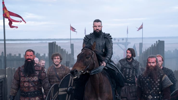 Vikings: Valhalla. (L to R) Bradley Freegard as Canute in episode 104 of Vikings: Valhalla. Cr. Bernard Walsh/Netflix Â© 2021