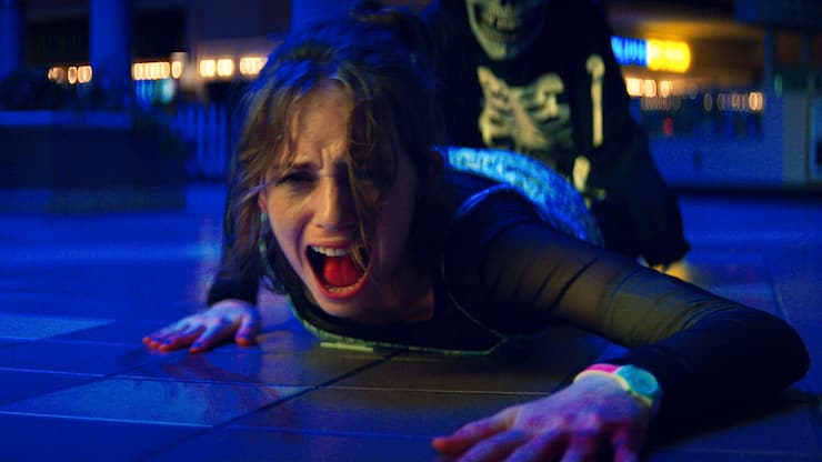 FEAR STREET PART 1: 1994 - (Pictured) MAYA HAWKE as HEATHER. Cr: Netflix Â© 2021