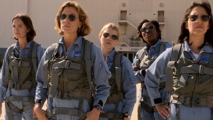 FOR ALL MANKIND, Serie, von links: Jodi Balfour, Sonya Walger, Sarah Jones, Krys Marshall, Cass Bugge, Nixons Frauen