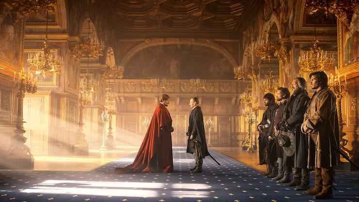 Zur königlichen Audienz in Reih und Glied:  Porthos, Aramis, Athos und D’Artagnan (v.l.).