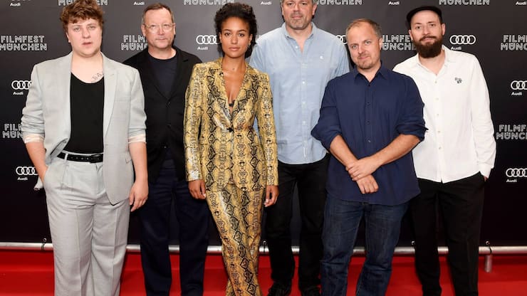 Thomas Schubert, Matthias Brandt, Larissa Sirah Herden, Jan Bonny, Matthias Murmann, Philipp Kässbohrer (v.l.)