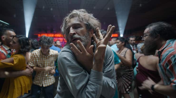 Bardo: False Chronicle of a Handful of Truths (2022). Daniel GimÃnez Cacho as Silverio. Cr. Limbo Films, S. De R.L. de C.V. Courtesy of Netflix
