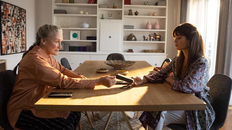 Glenn Close in der 2. Staffel von «Teheran» (Apple TV+)